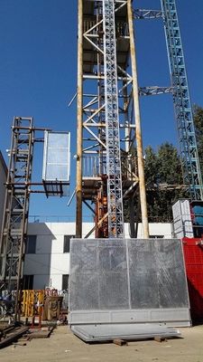 Bom preço Elevador de material de construção de mastro único 21 m/min. on-line
