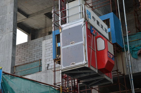 Bom preço 30 m/min Velocidade fixa Elevador de elevação de passageiros SC200 on-line